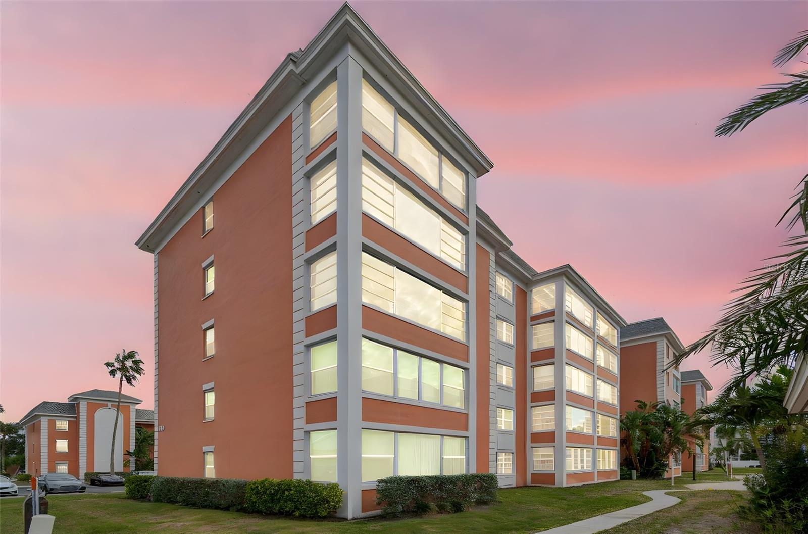 CROSSWINDS COLONY ONE CONDO - Residential