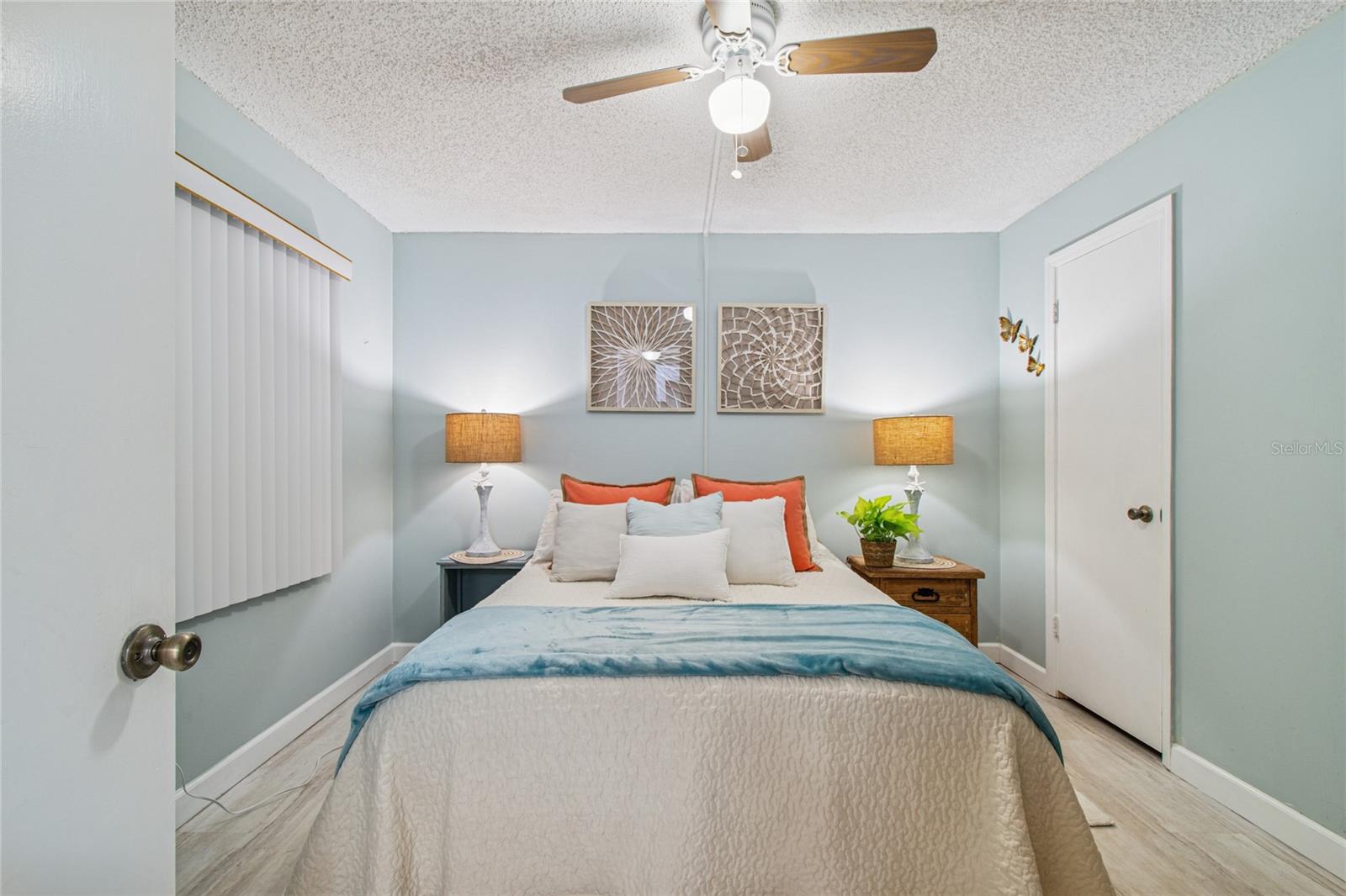 CROSSWINDS COLONY ONE CONDO - Residential