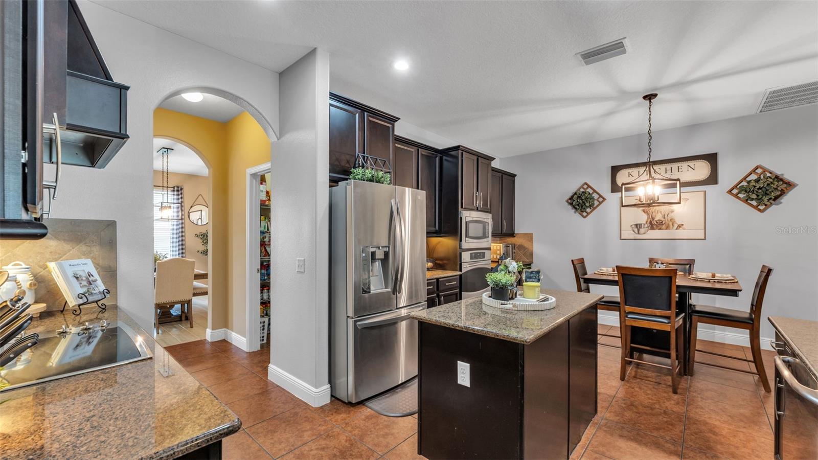 HIGHLANDS AT CREWS LAKE - Residential