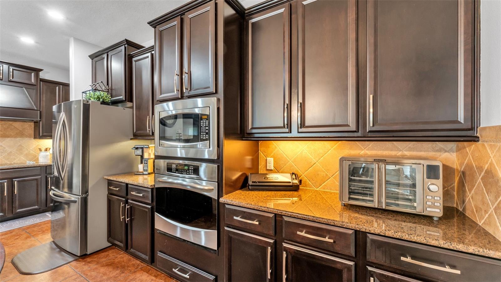 HIGHLANDS AT CREWS LAKE - Residential