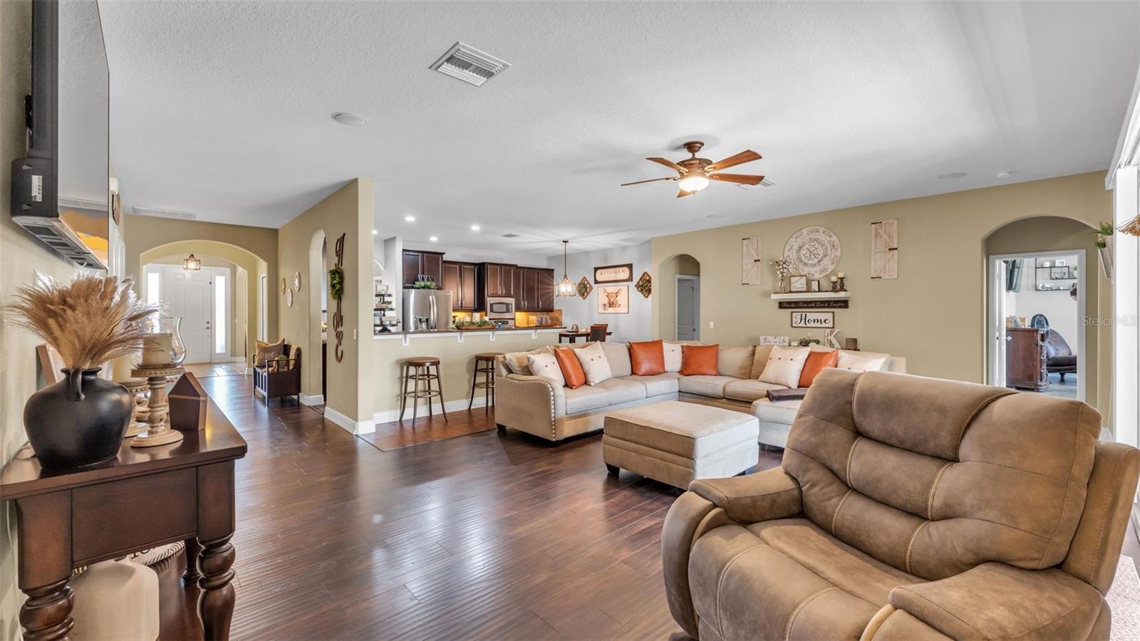 HIGHLANDS AT CREWS LAKE - Residential