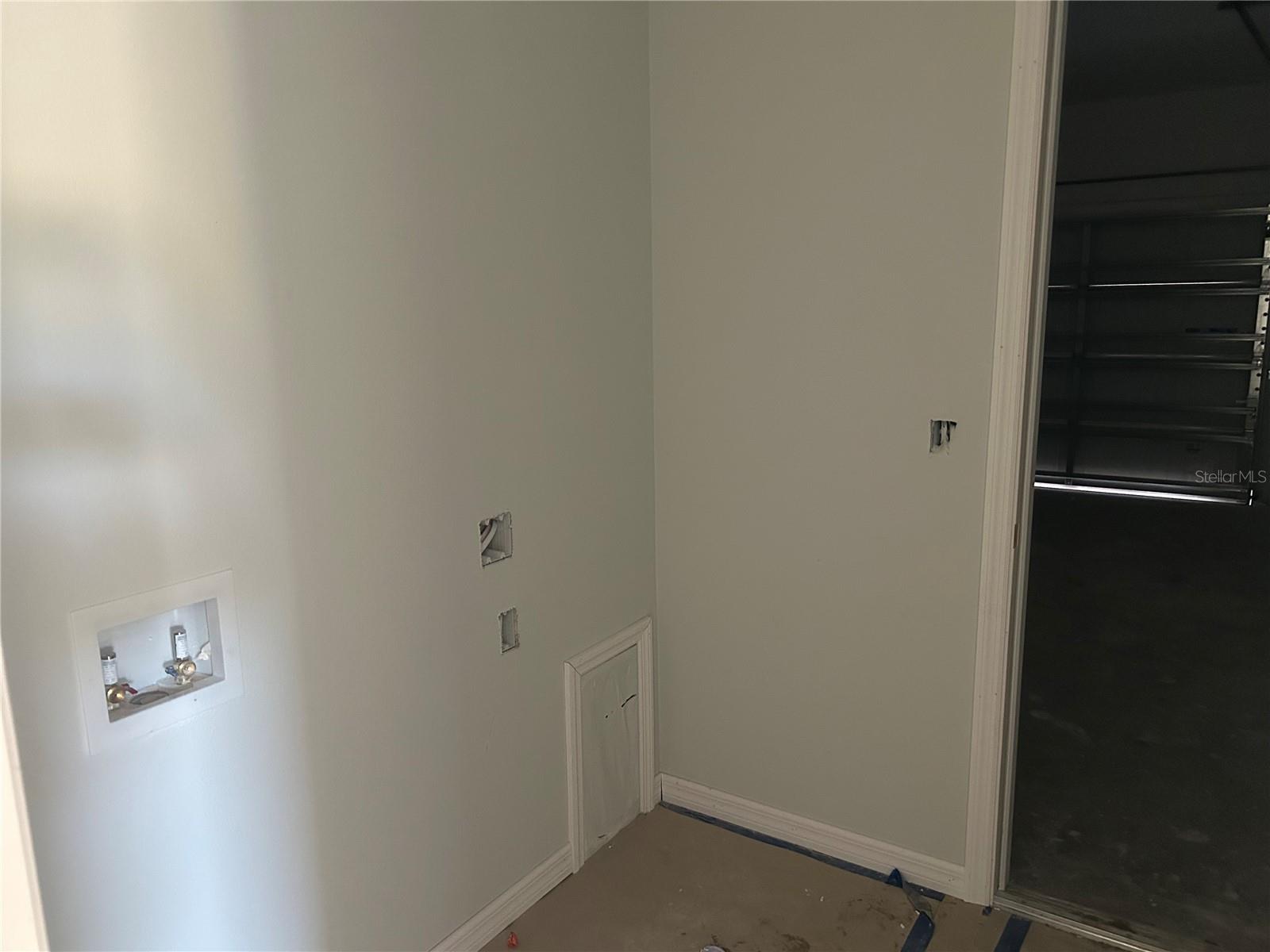 OAKFIELD TRAILS WEST - Residential