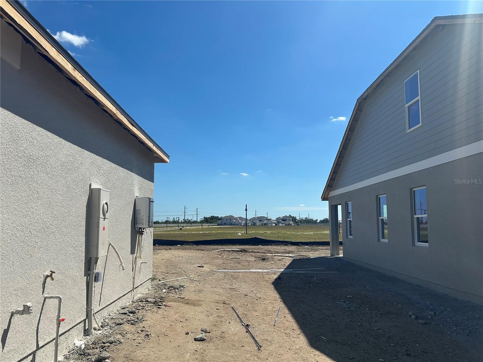 OAKFIELD TRAILS WEST - Residential