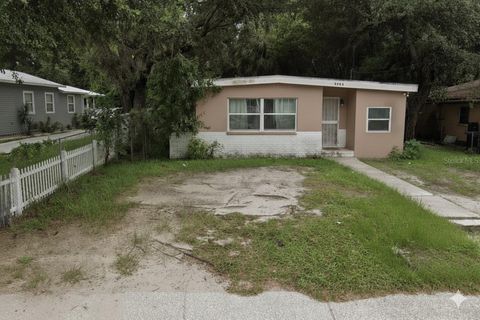 Photo of 3409 Lindell Avenue, Tampa, FL 33610 (MLS # TB8426806)