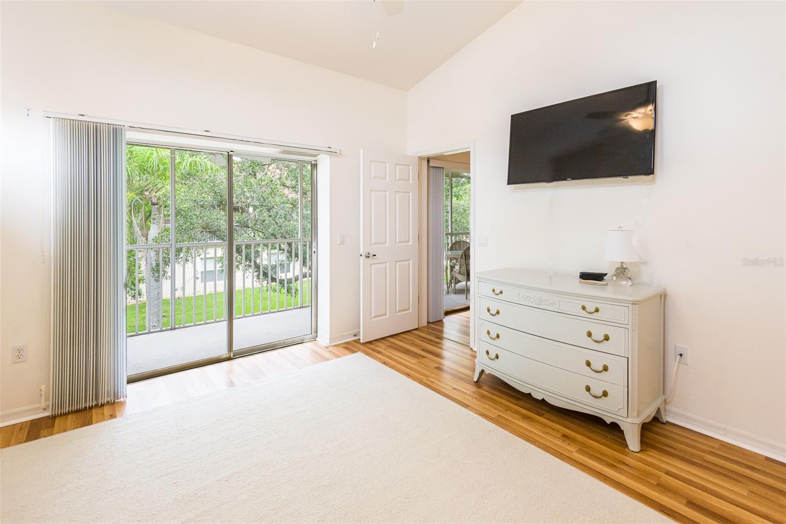 CEDAR HOLLOW AT TARA - Residential