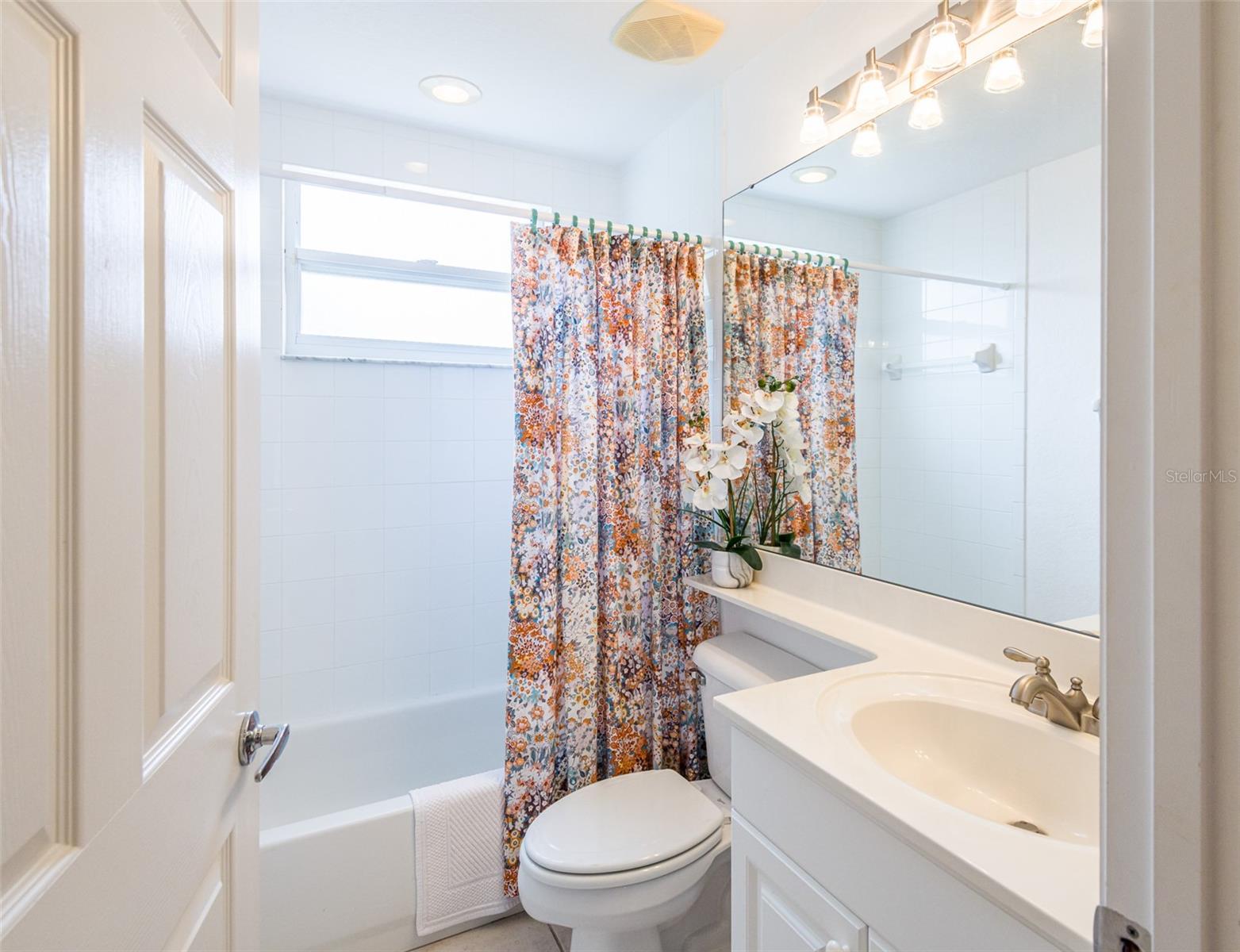 CEDAR HOLLOW AT TARA - Residential