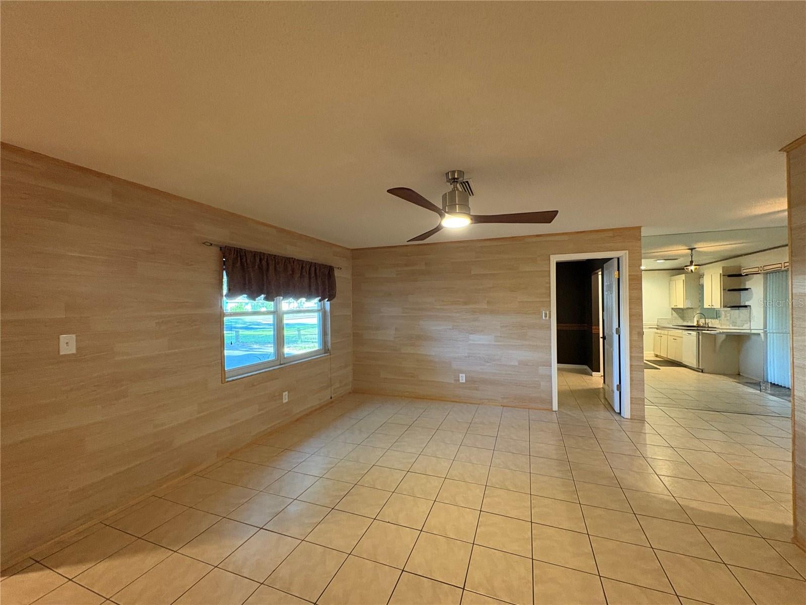 3925 ALLAN PLACE