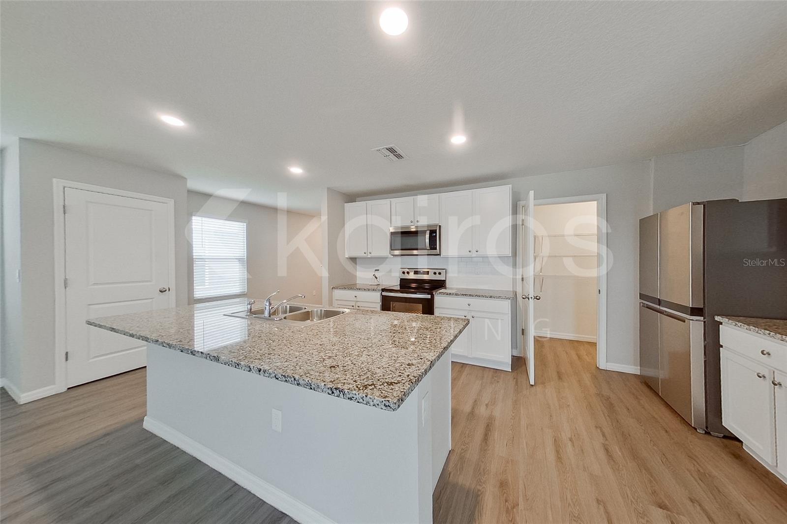 OCALA CROSSINGS - Residential Lease