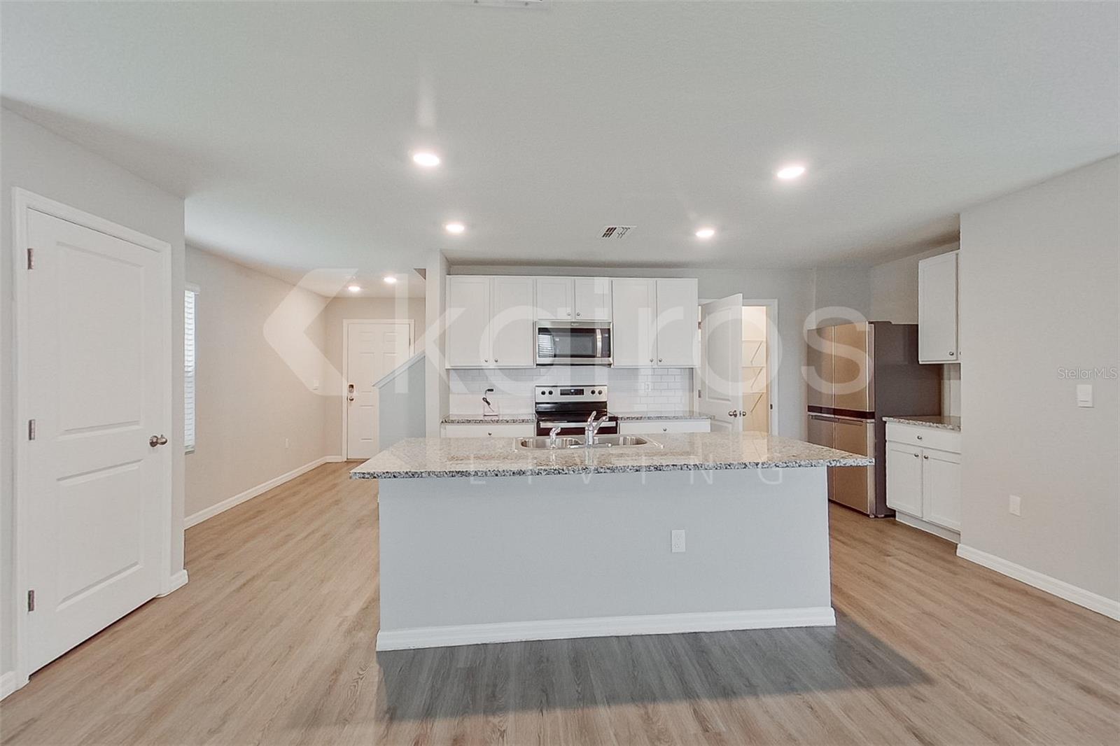 OCALA CROSSINGS - Residential Lease