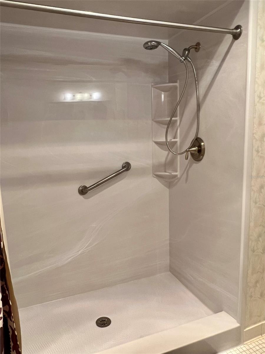 Brae Burn Unit 03 - Residential