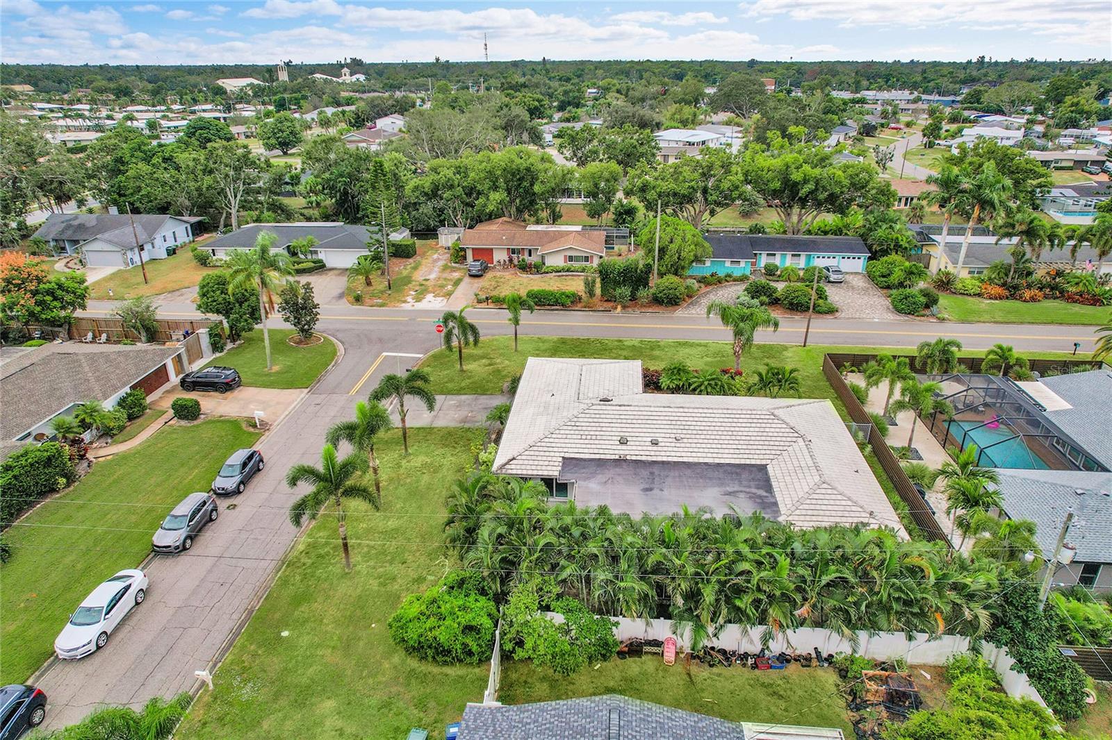 SOUTH GATE - Residential