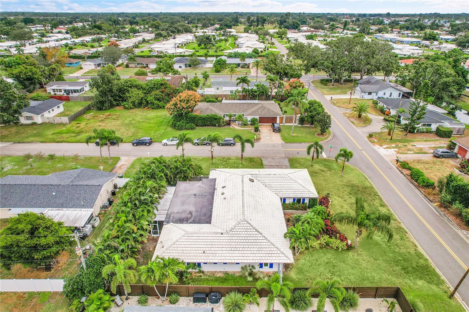 SOUTH GATE - Residential