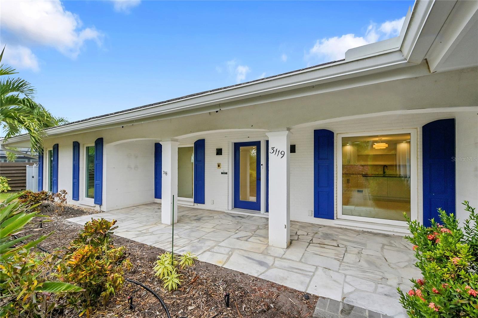 SOUTH GATE - Residential