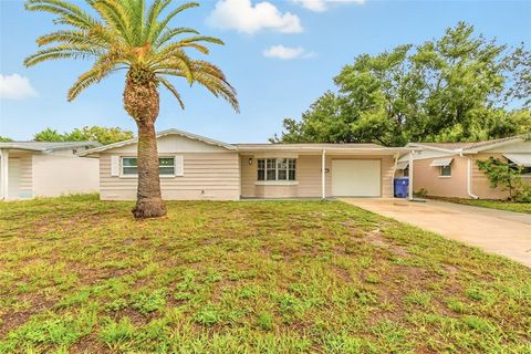 Photo of 4241 Newbury Drive, New Port Richey, FL 34652 (MLS # O6338971) Photo of 4241 Newbury Drive, New Port Richey, FL 34652 (MLS # O6338971)