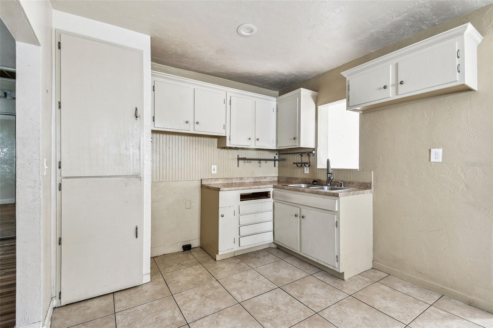 PASADENA ESTATES SEC H - Residential