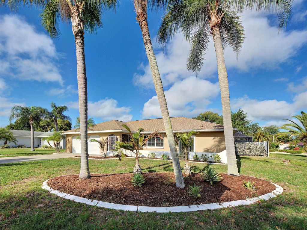 Photo of 1337 Whispering Lane, Venice, FL 34285 (MLS # N6143742)