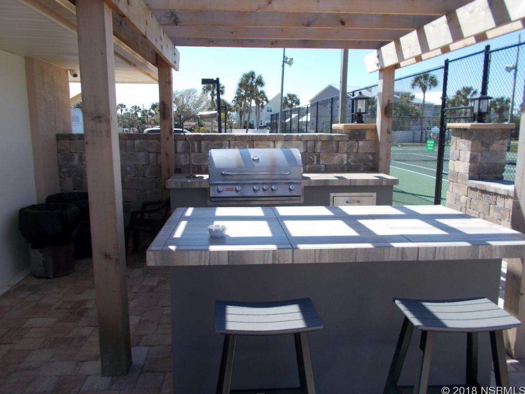 Diamond Head Point Condo - Residential