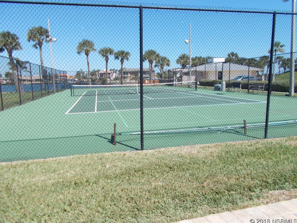 Diamond Head Point Condo - Residential