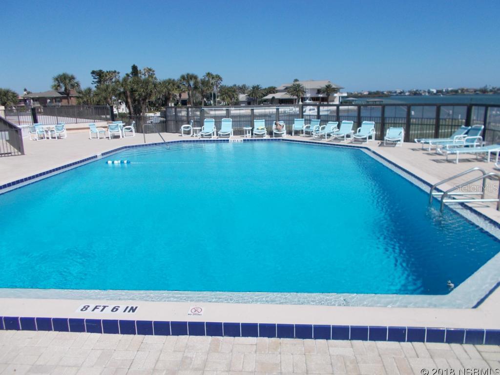 Diamond Head Point Condo - Residential