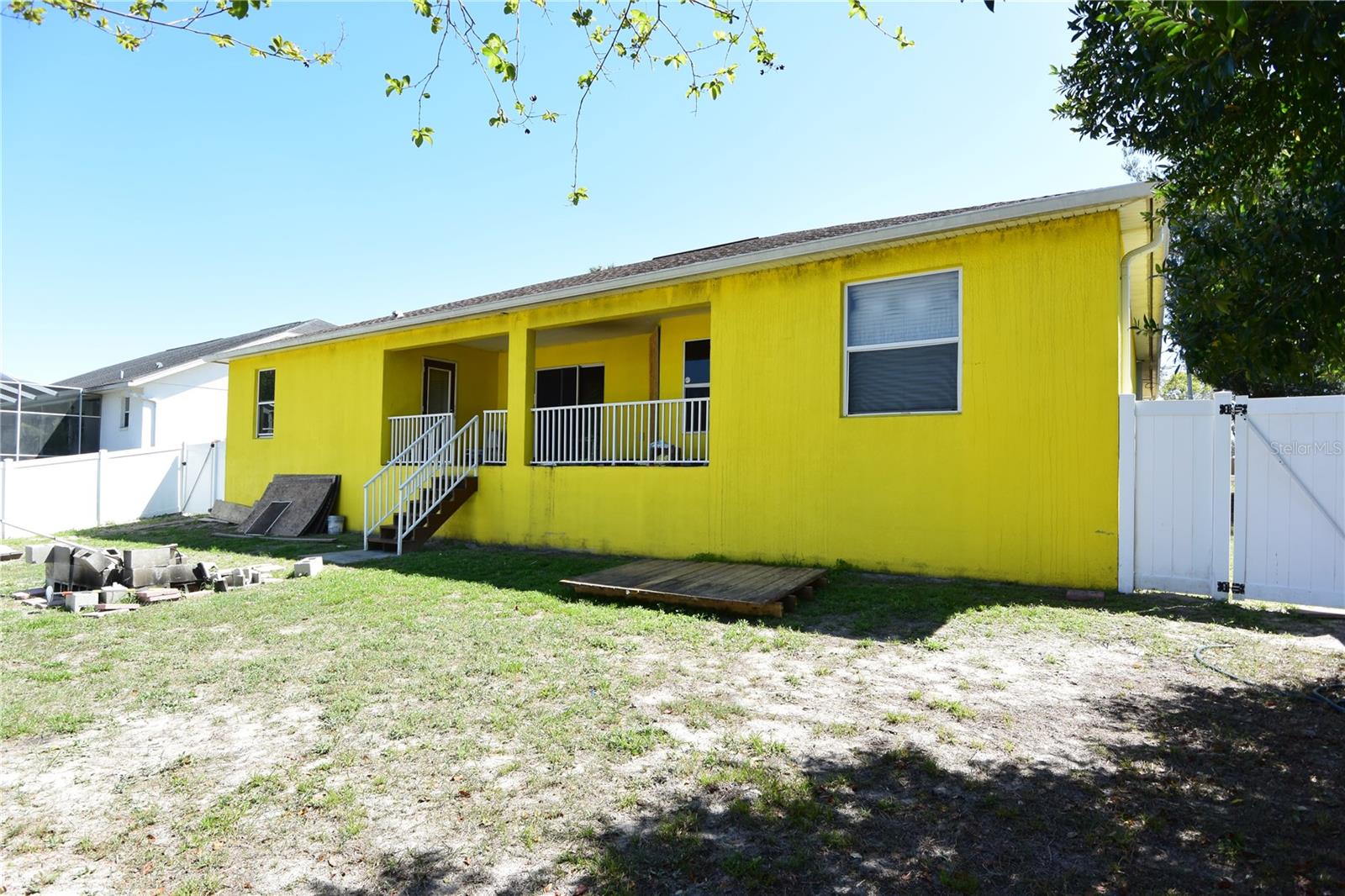 SPRING HILL - Residential