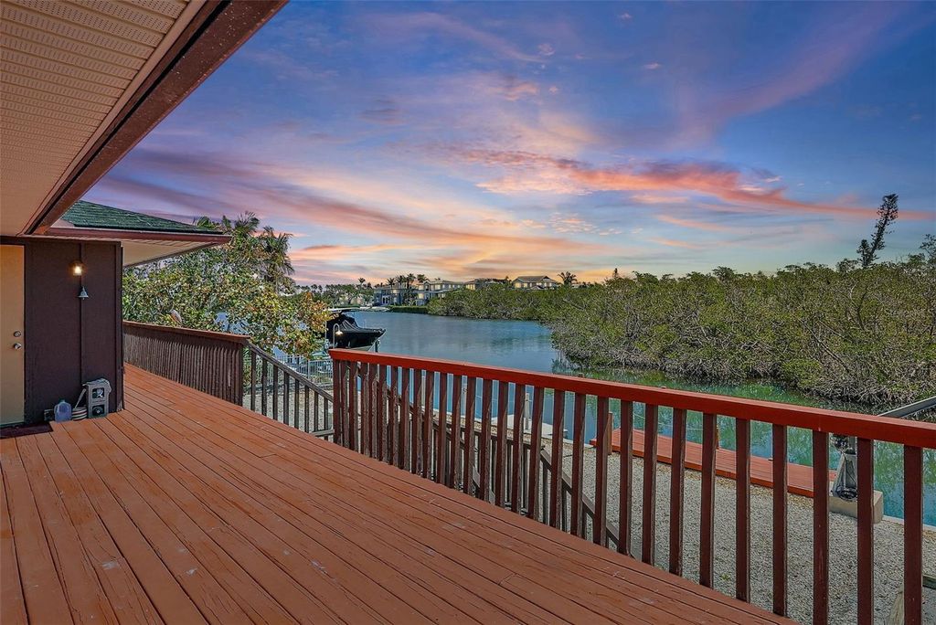 Photo of 588 Bayview Drive, Longboat Key, FL 34228 (MLS # TB8378130)