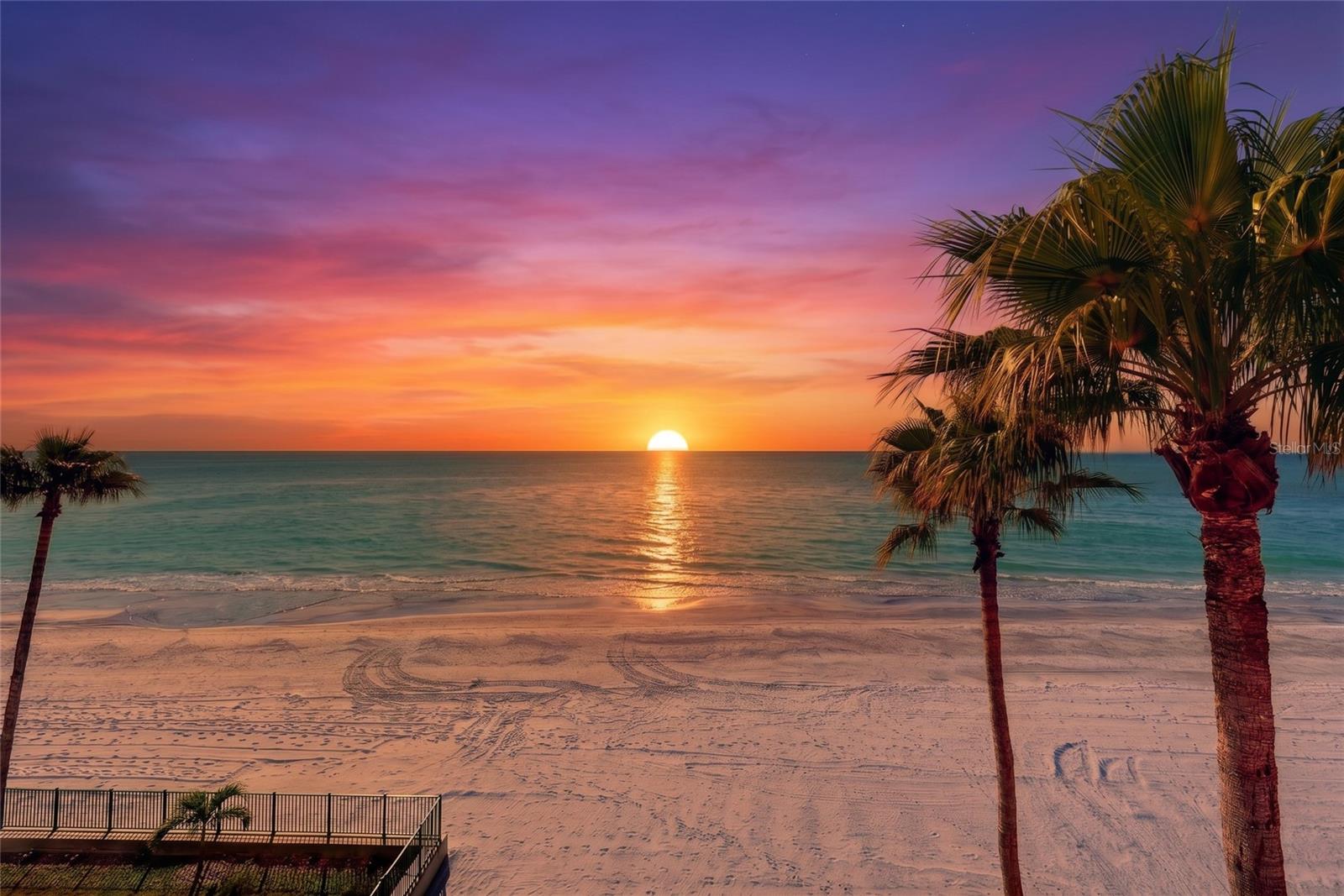16450 GULF BOULEVARD 565