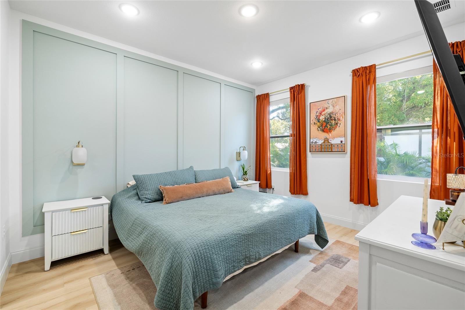 IDLEWILD ON THE HILLSBOROUGH - Residential