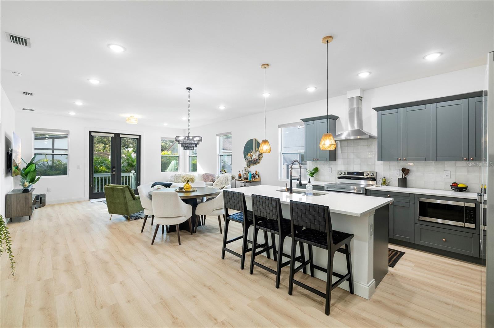 IDLEWILD ON THE HILLSBOROUGH - Residential