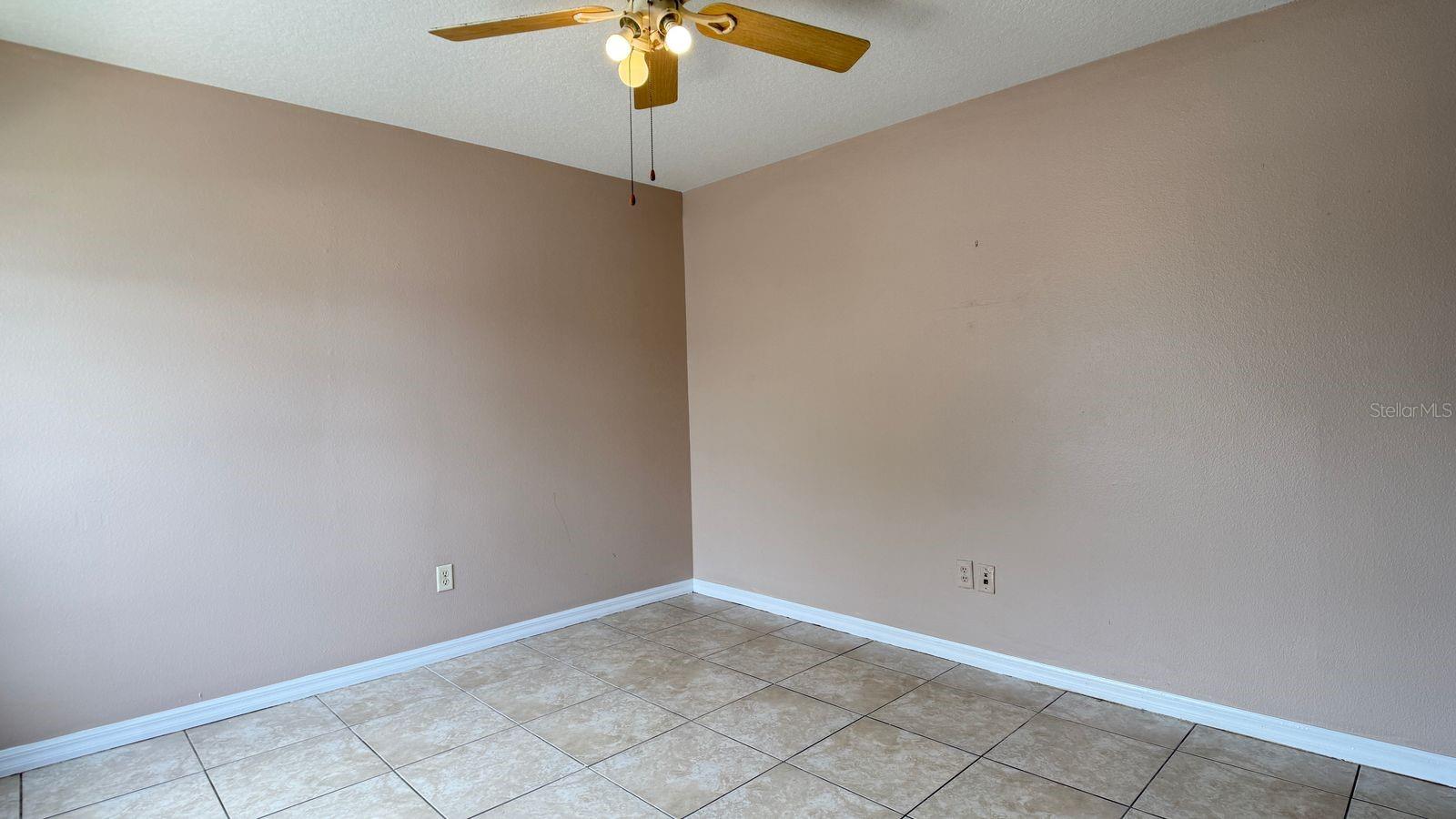 ISLAND CLUB WEST PH 02 - Residential Lease