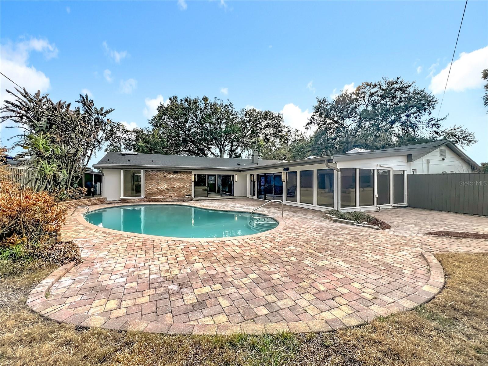 OAKLEIGH THIRD ADD - Residential