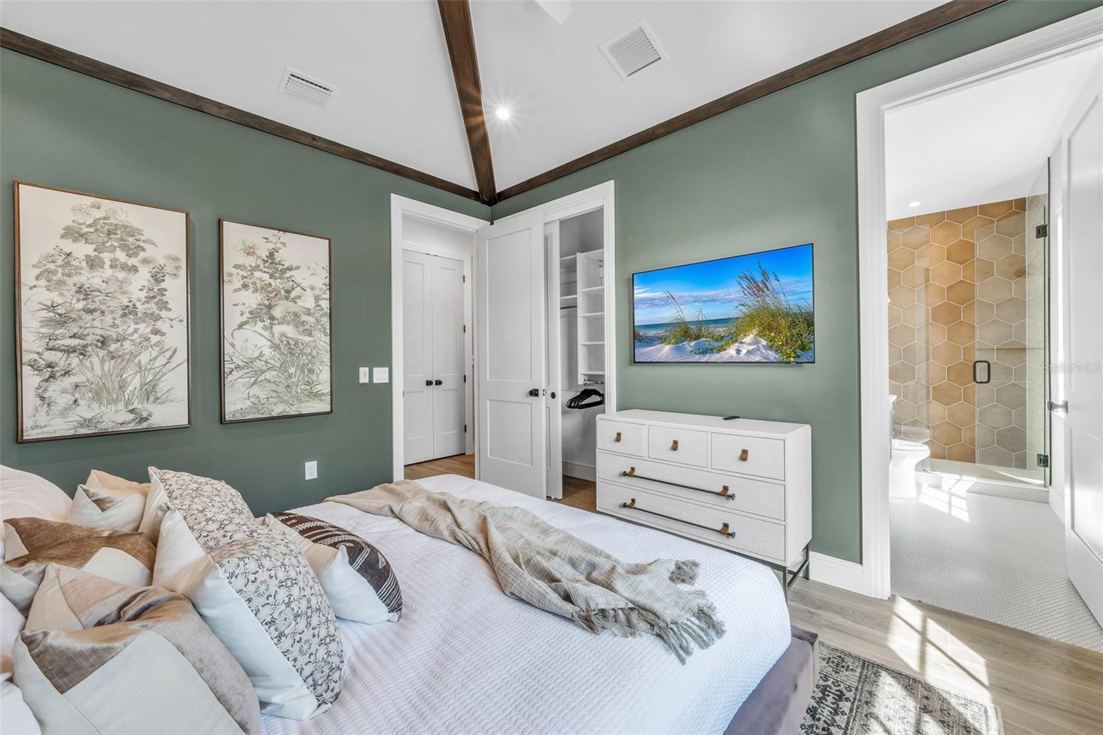 BIMINI BAY ESTATES - Residential