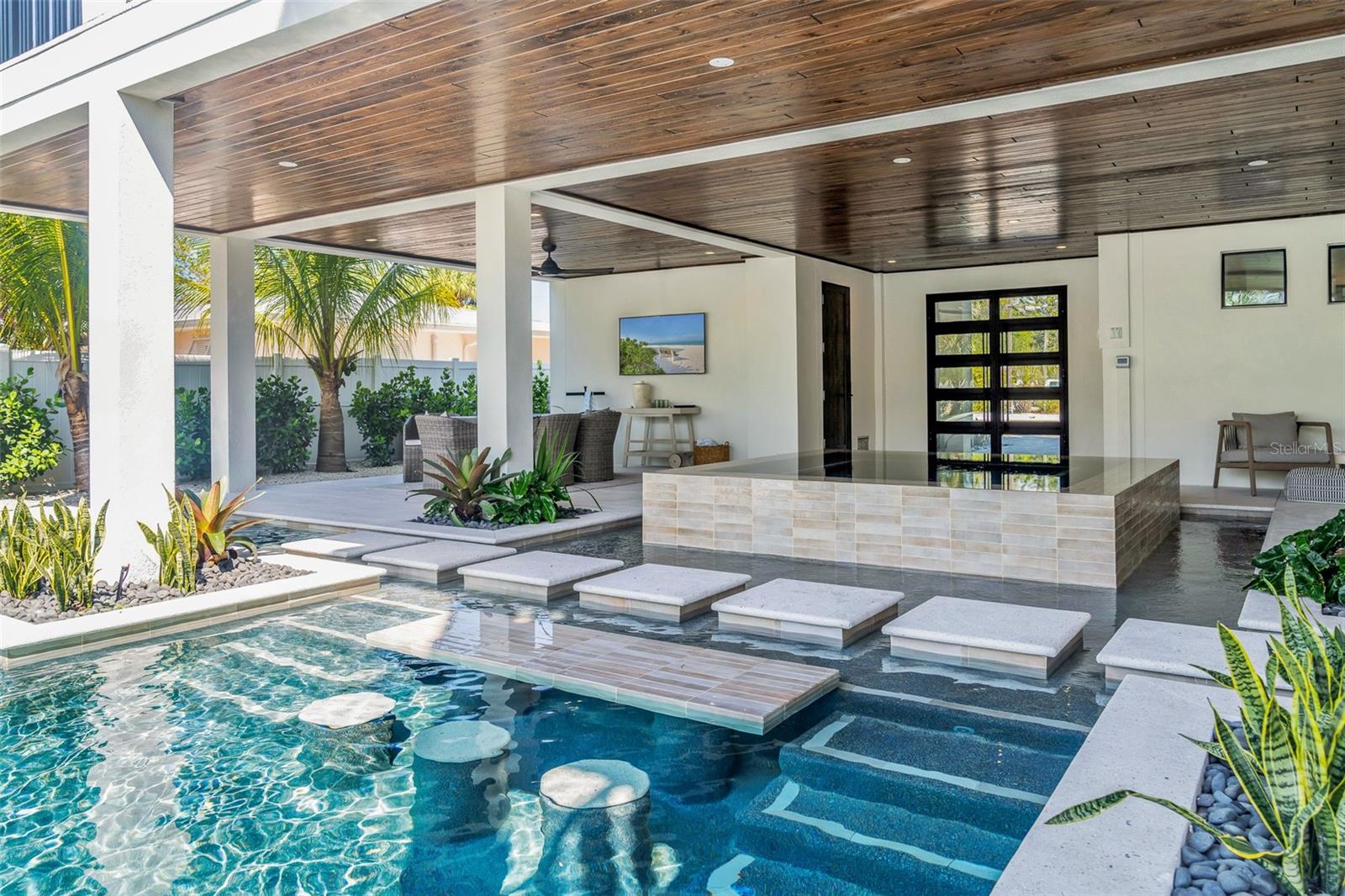 BIMINI BAY ESTATES - Residential