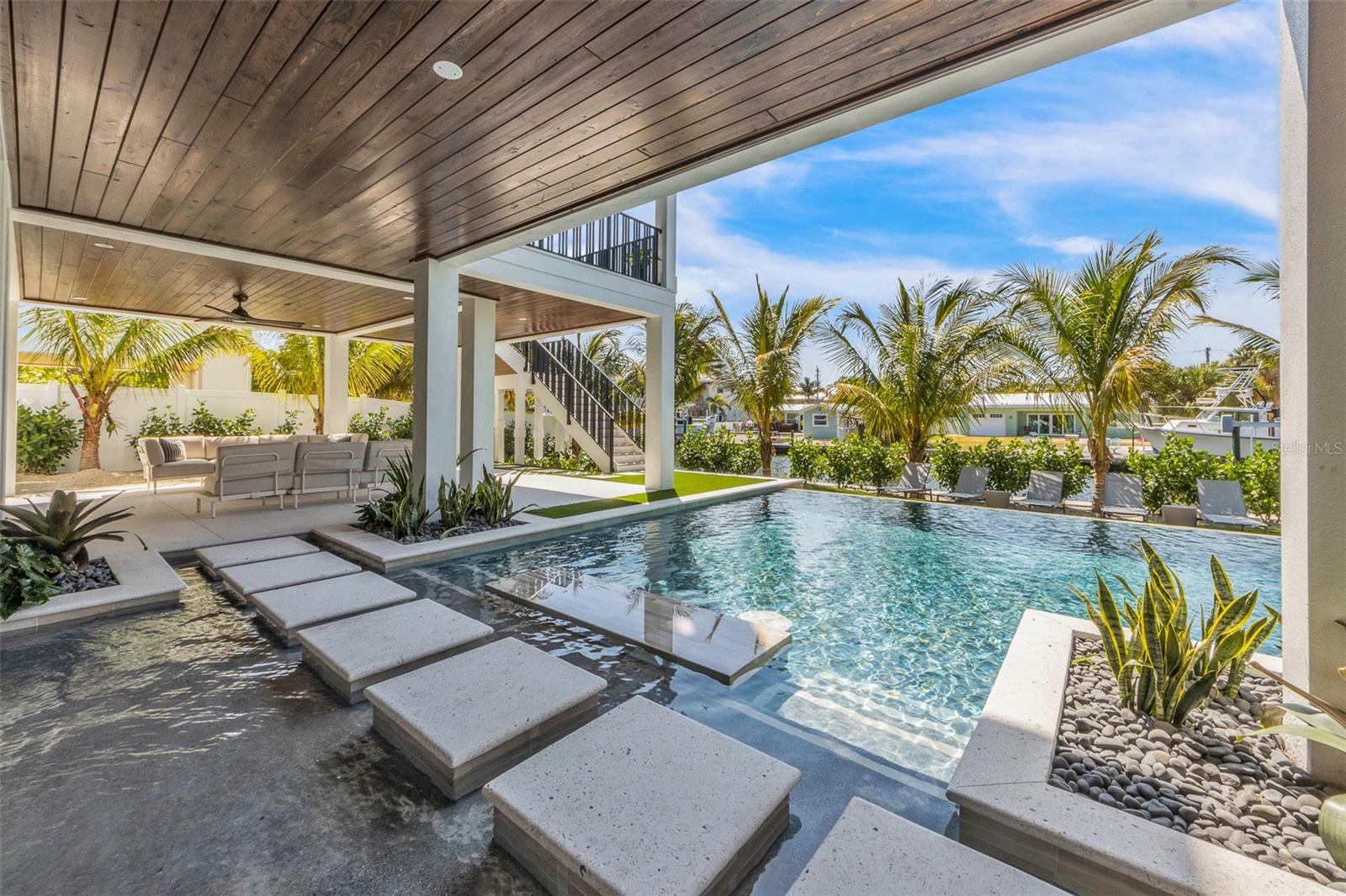BIMINI BAY ESTATES - Residential