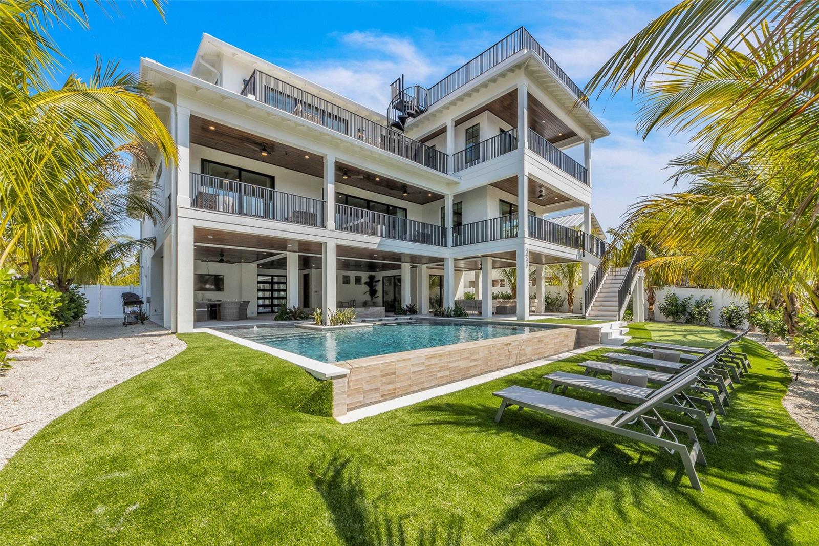 BIMINI BAY ESTATES - Residential