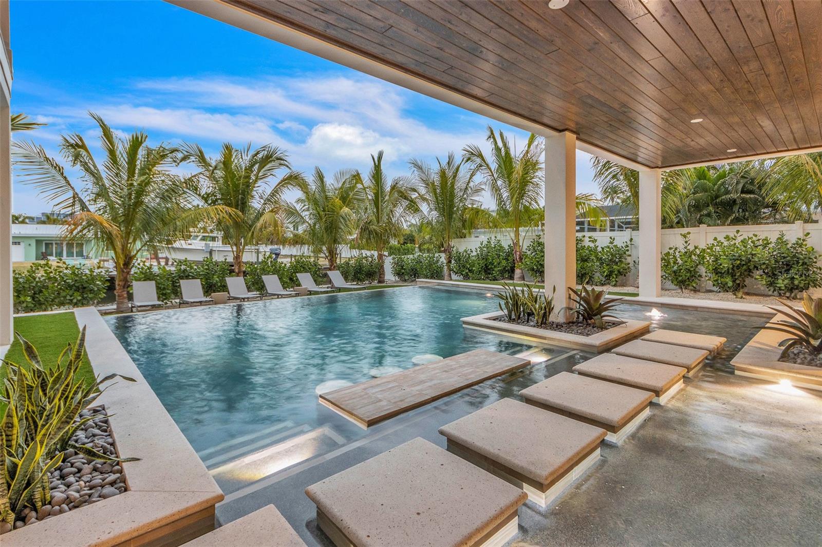 BIMINI BAY ESTATES - Residential