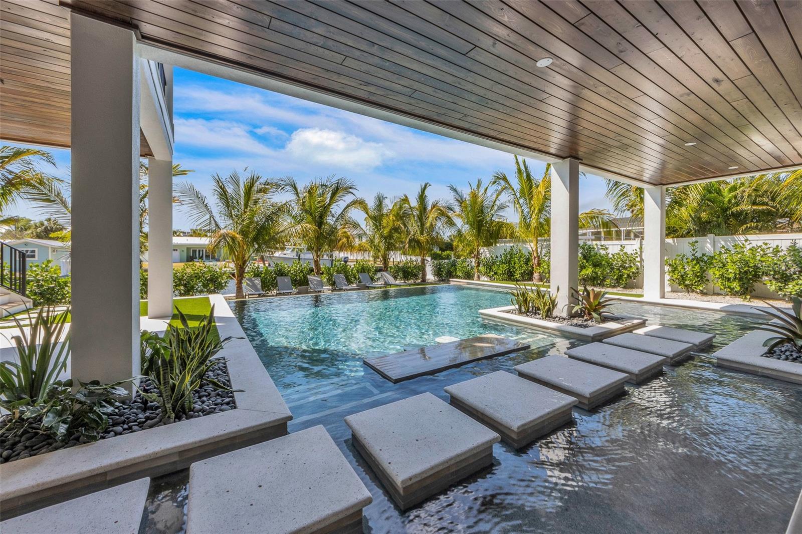 BIMINI BAY ESTATES - Residential