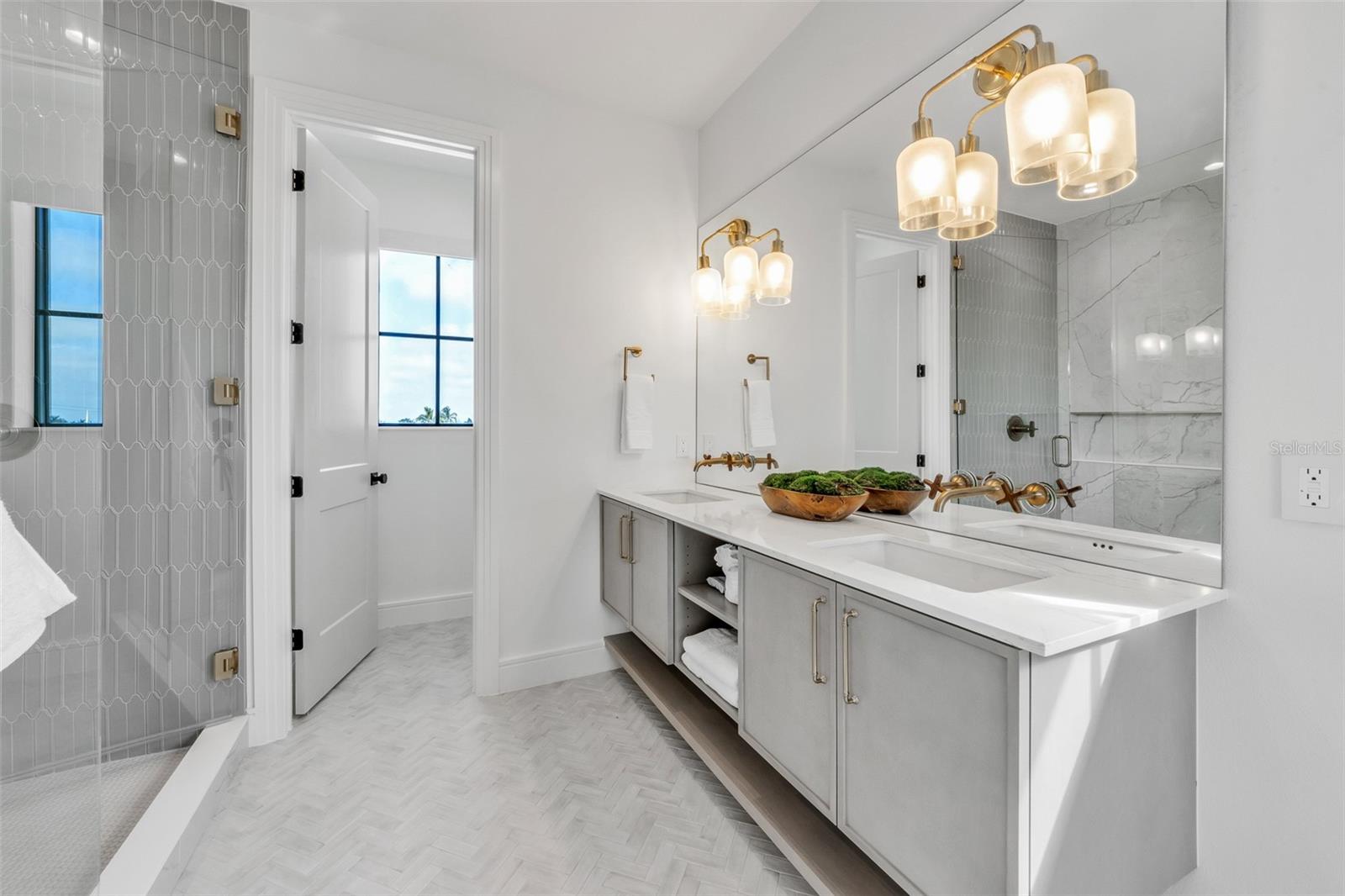 BIMINI BAY ESTATES - Residential