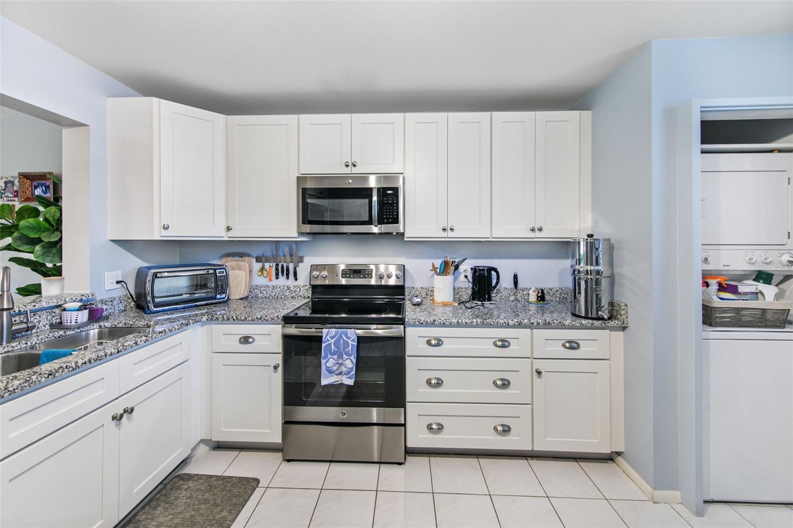 WILDEWOOD SPGS STAGE 6A OF WOODLAWN - Residential