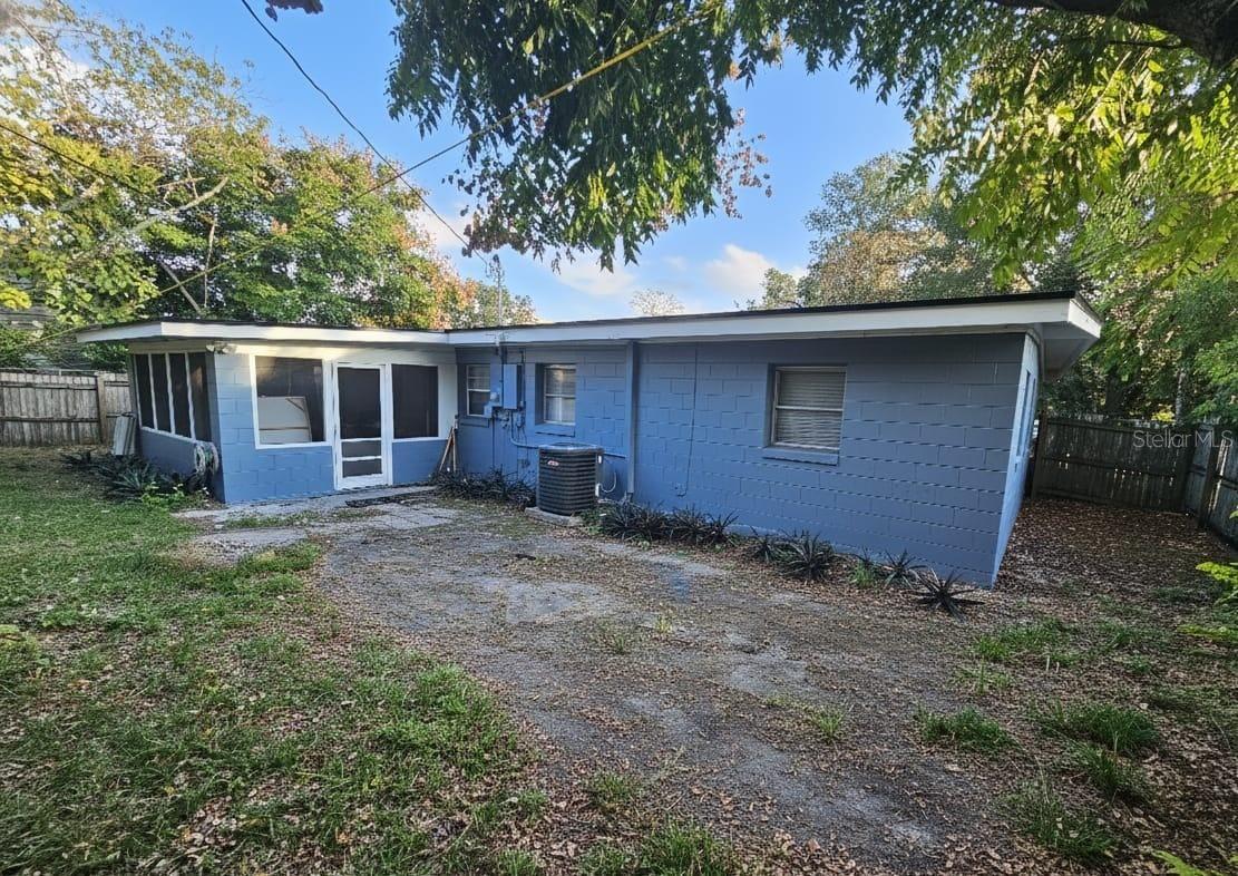 LONGDALE - Residential