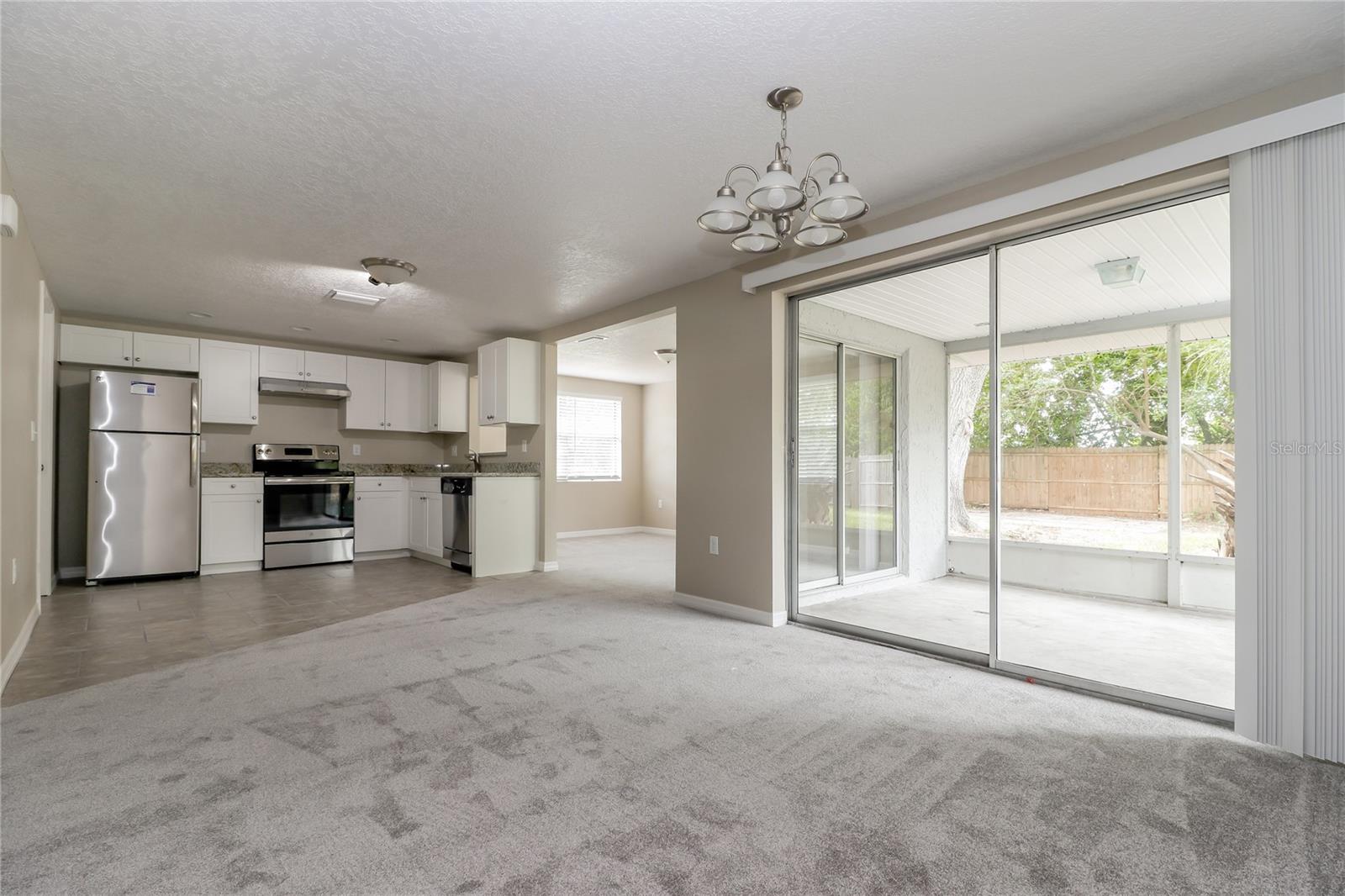 RIDGE CREST GDNS 1ST ADD PB 13 - Residential Lease