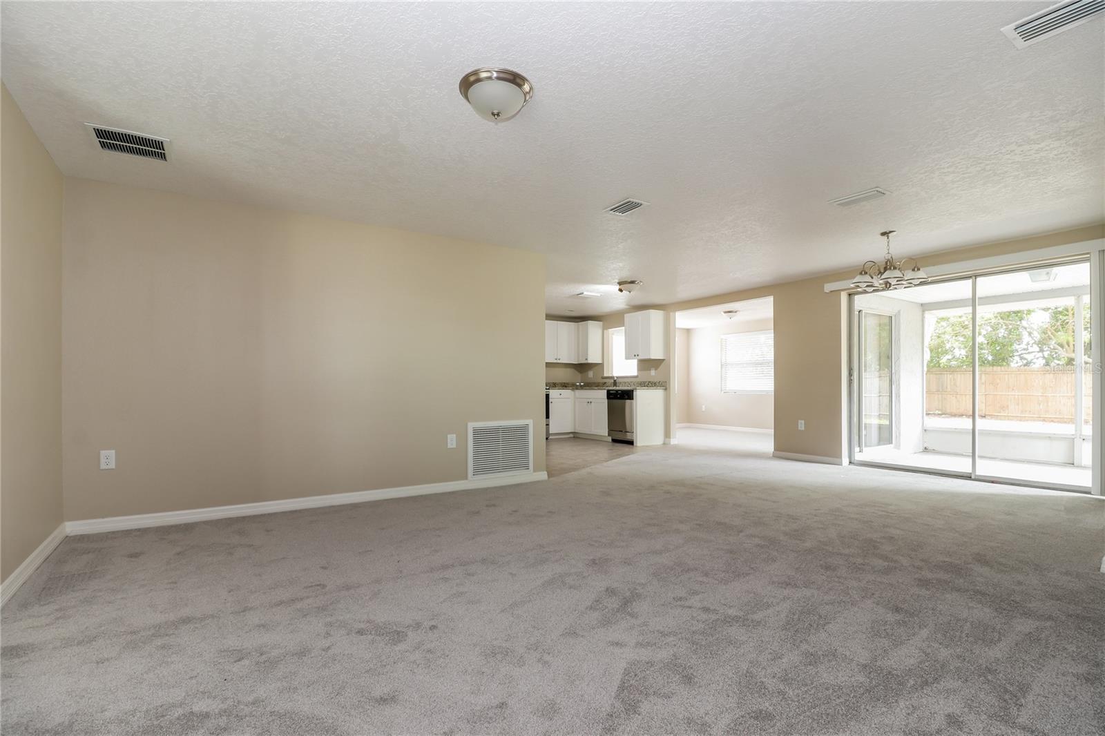 RIDGE CREST GDNS 1ST ADD PB 13 - Residential Lease