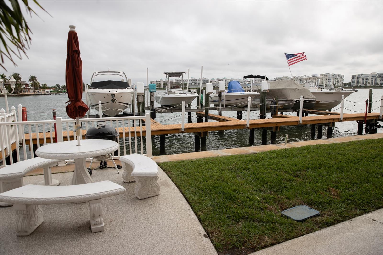 BOCA SHORES CONDO - Residential