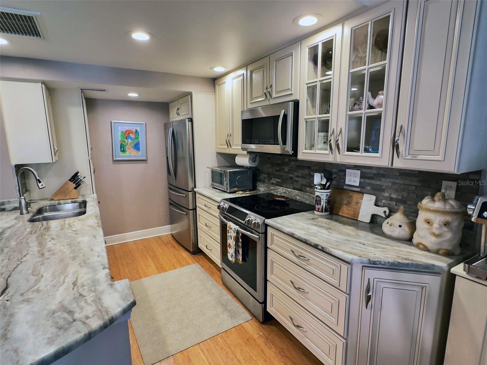 BOCA SHORES CONDO - Residential