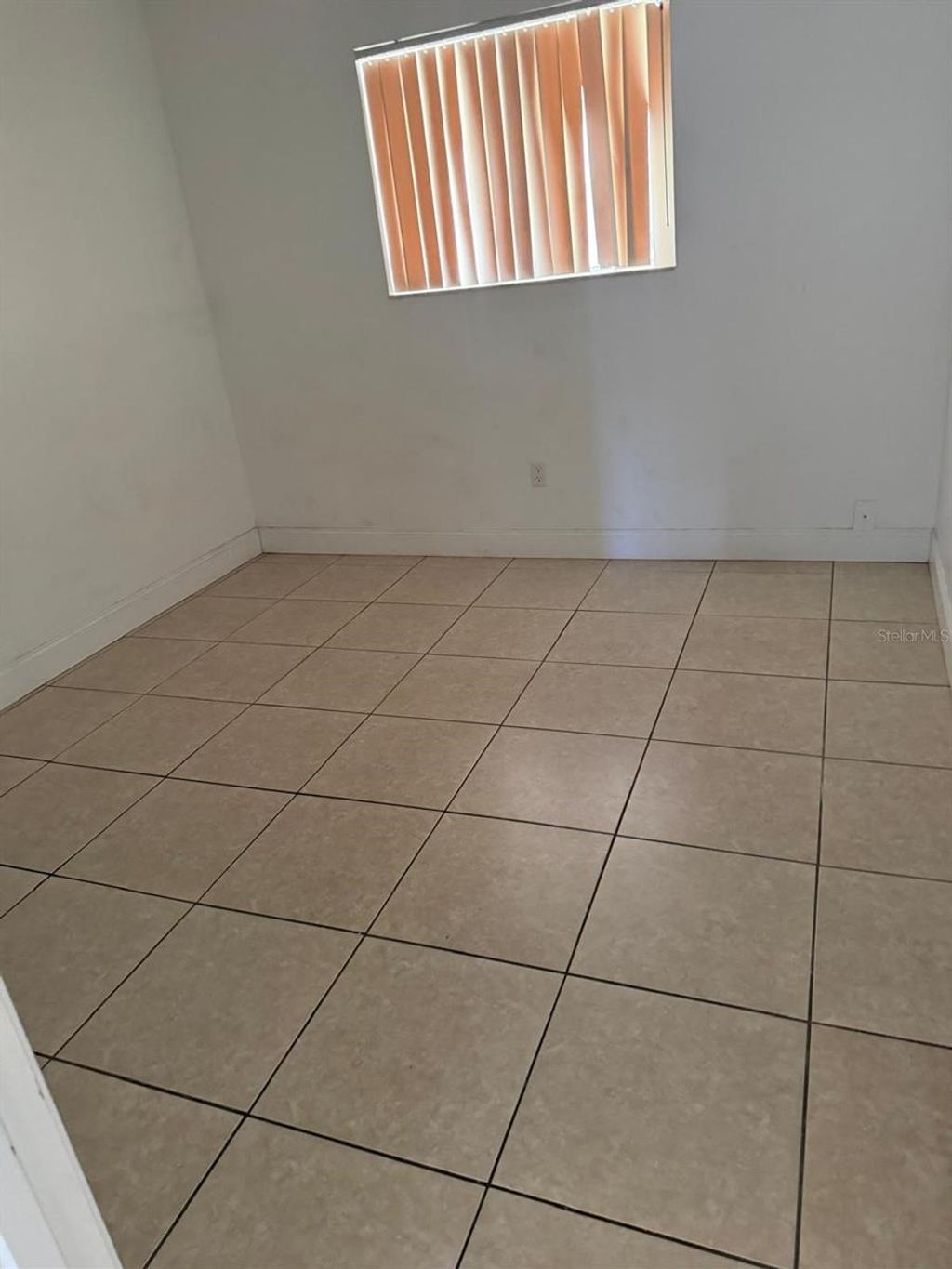 Photo of 500 E Rosewood Lane #154, Tavares, FL 32778 (MLS # S5145834)