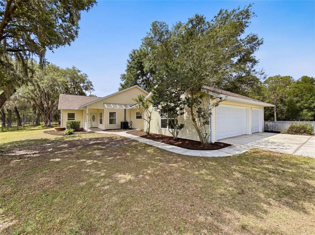 Photo of 3245 Rackley Road, Brooksville, FL 34604 (MLS # W7885345)