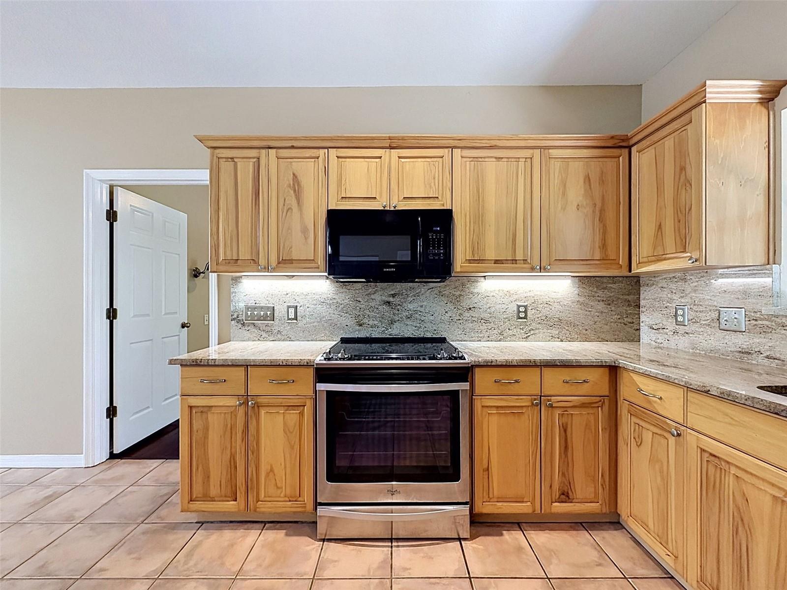 ACREAGE - Residential