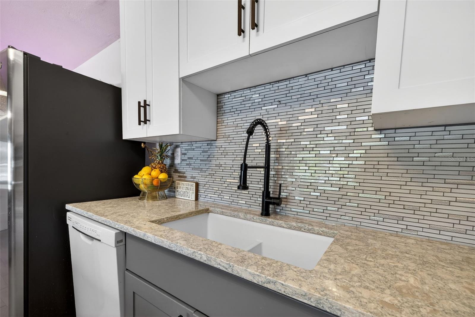 ST PETERSBURG BEACH NORTH UNIT 7 - Residential