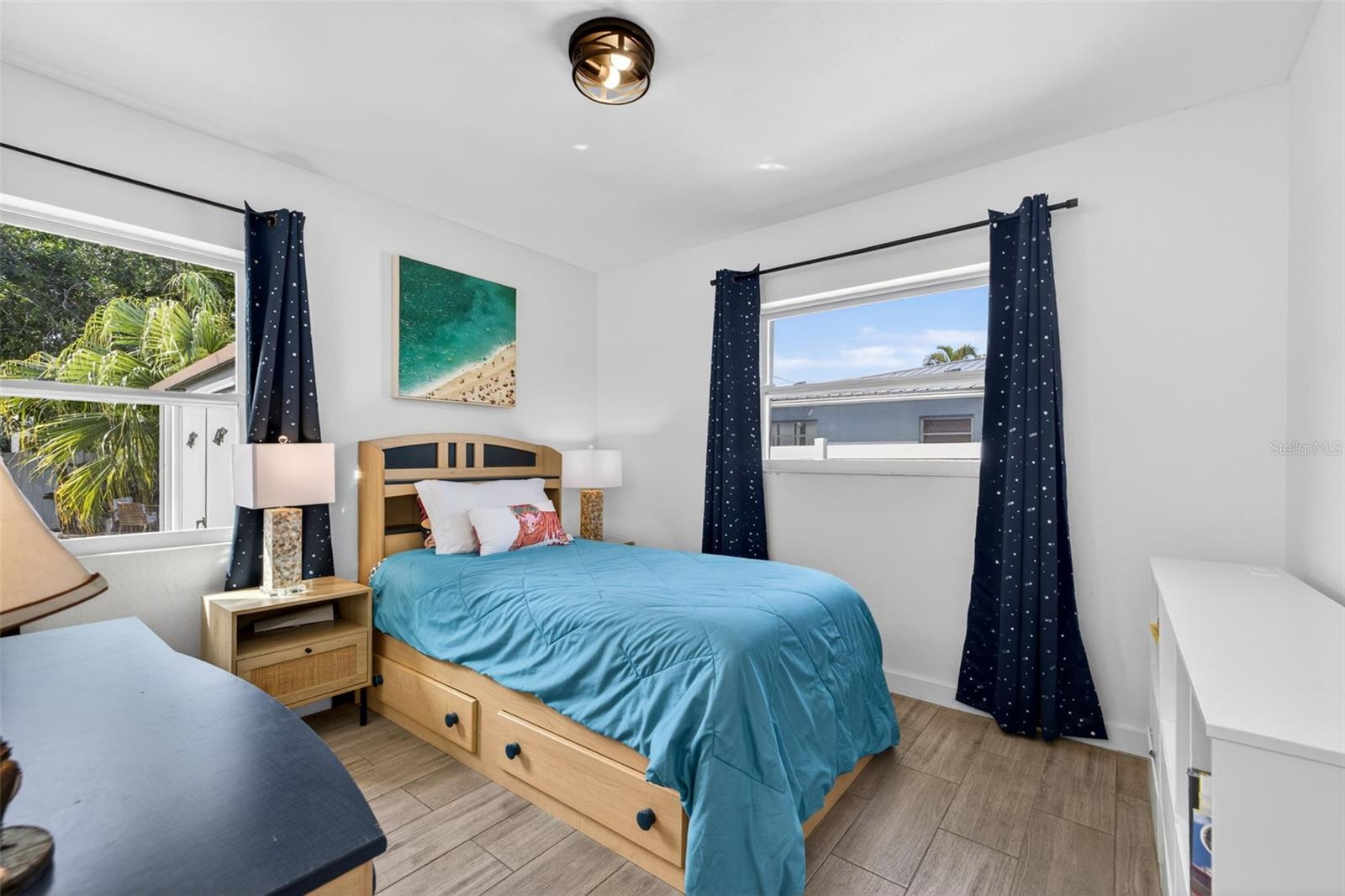 ST PETERSBURG BEACH NORTH UNIT 7 - Residential