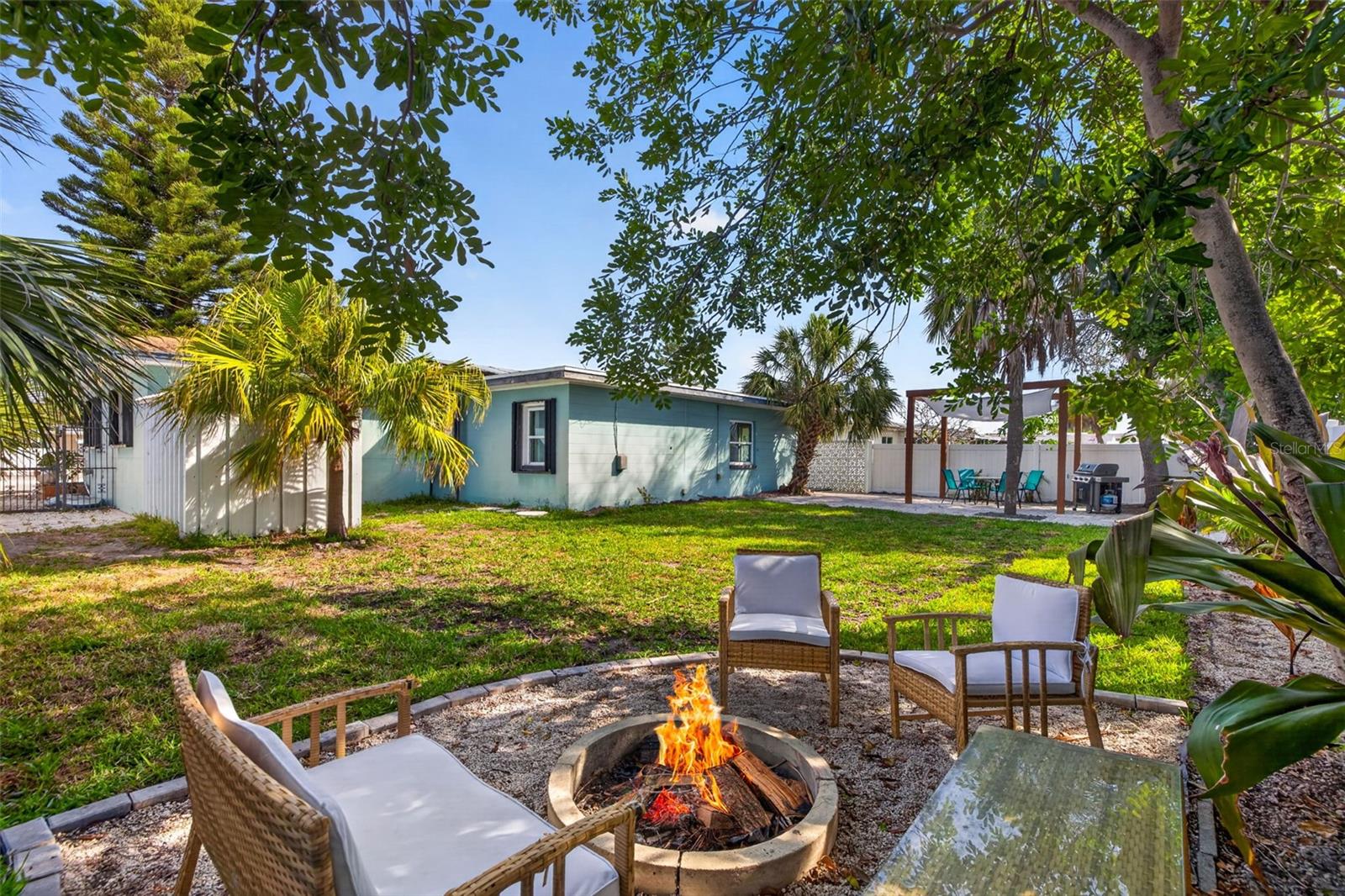 ST PETERSBURG BEACH NORTH UNIT 7 - Residential