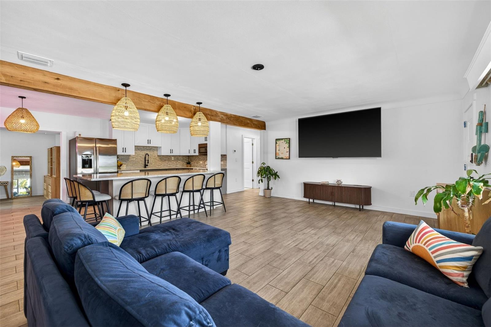 ST PETERSBURG BEACH NORTH UNIT 7 - Residential